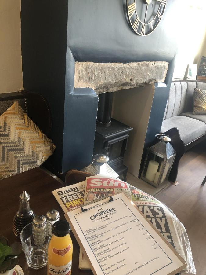哈德斯菲尔德 Croppers Arms酒店 外观 照片